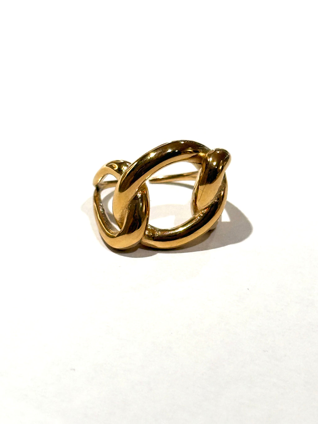 Anillo Véra