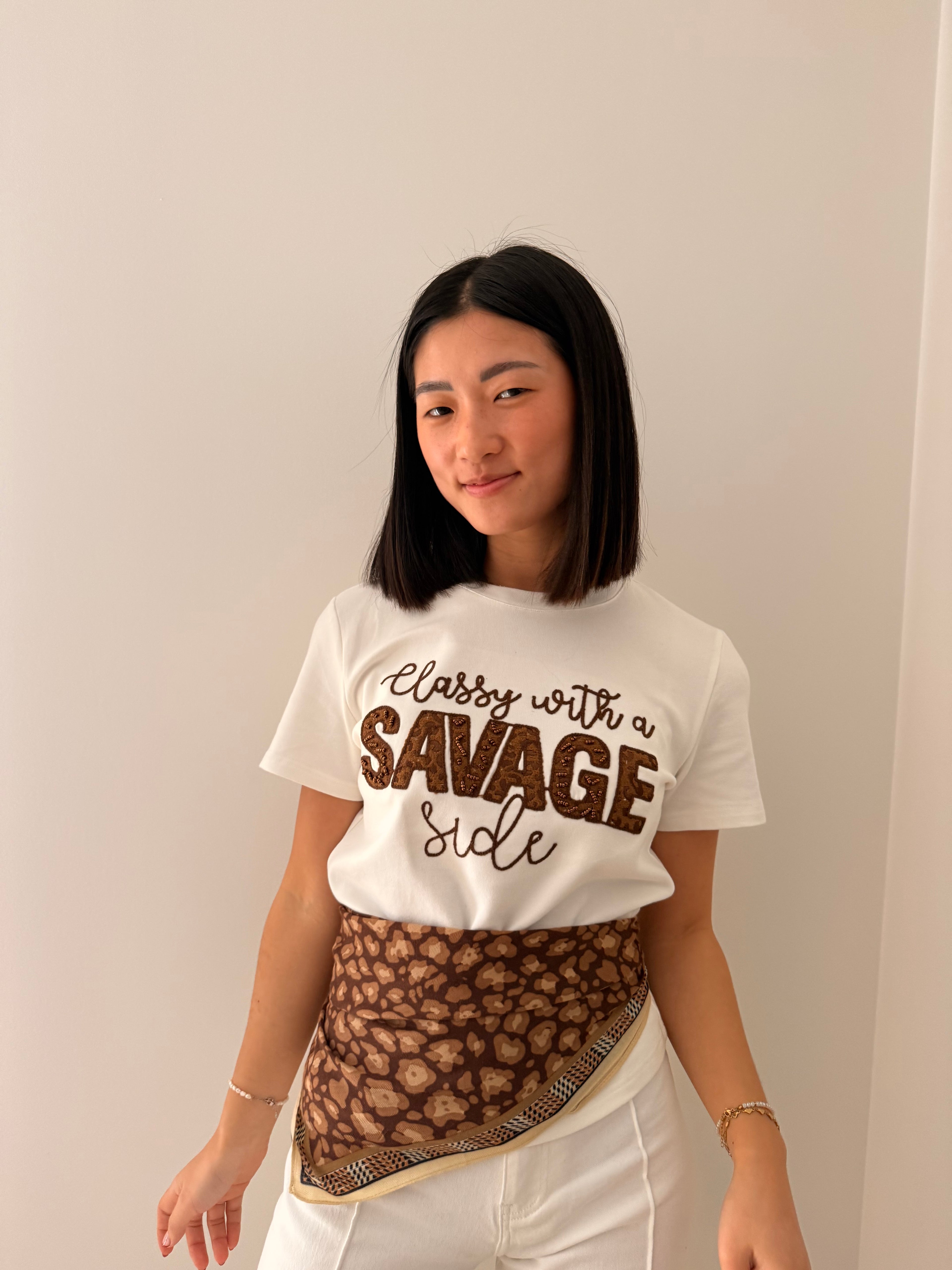 Camiseta y pañuelo Savage