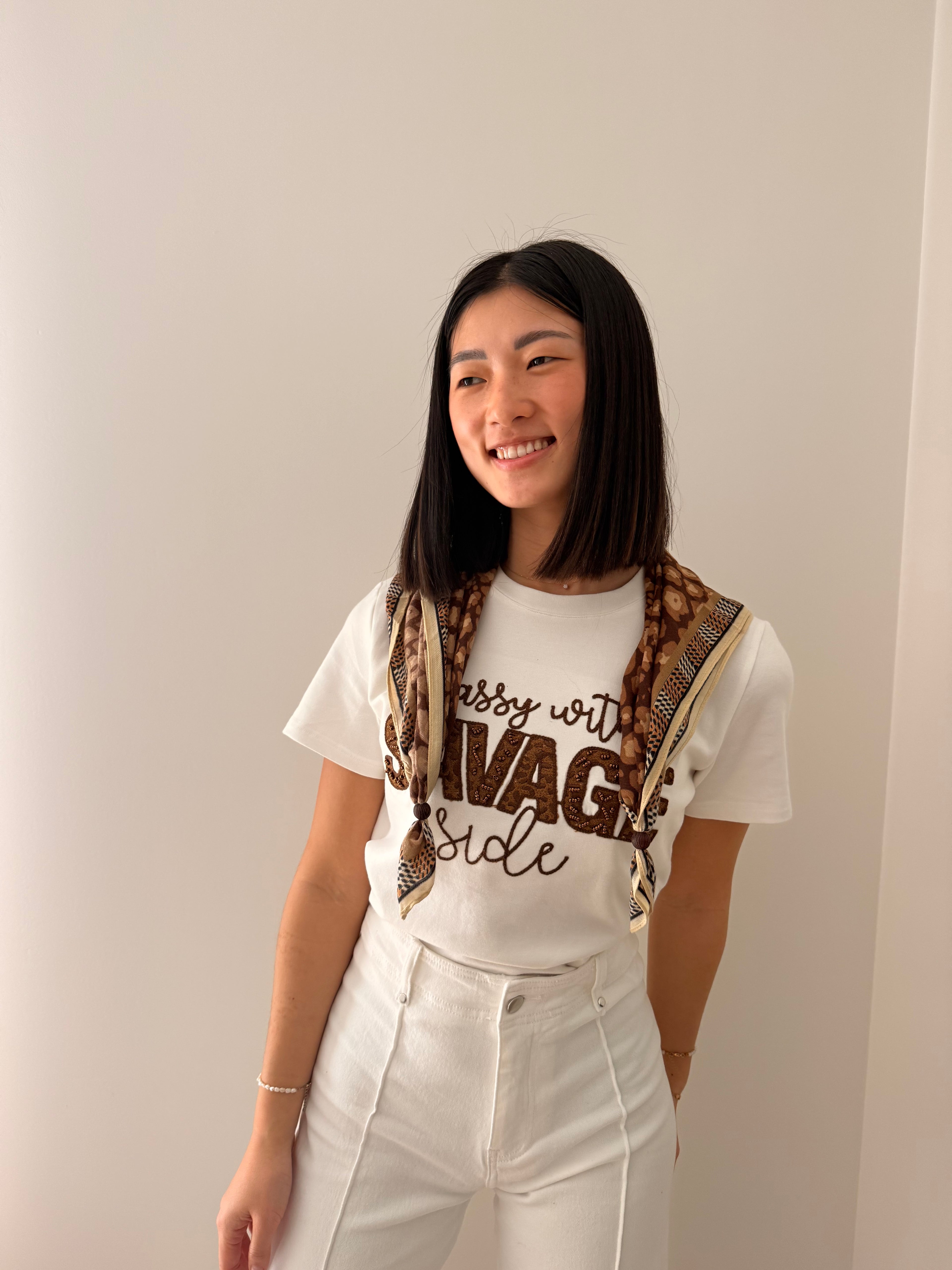 Camiseta y pañuelo Savage