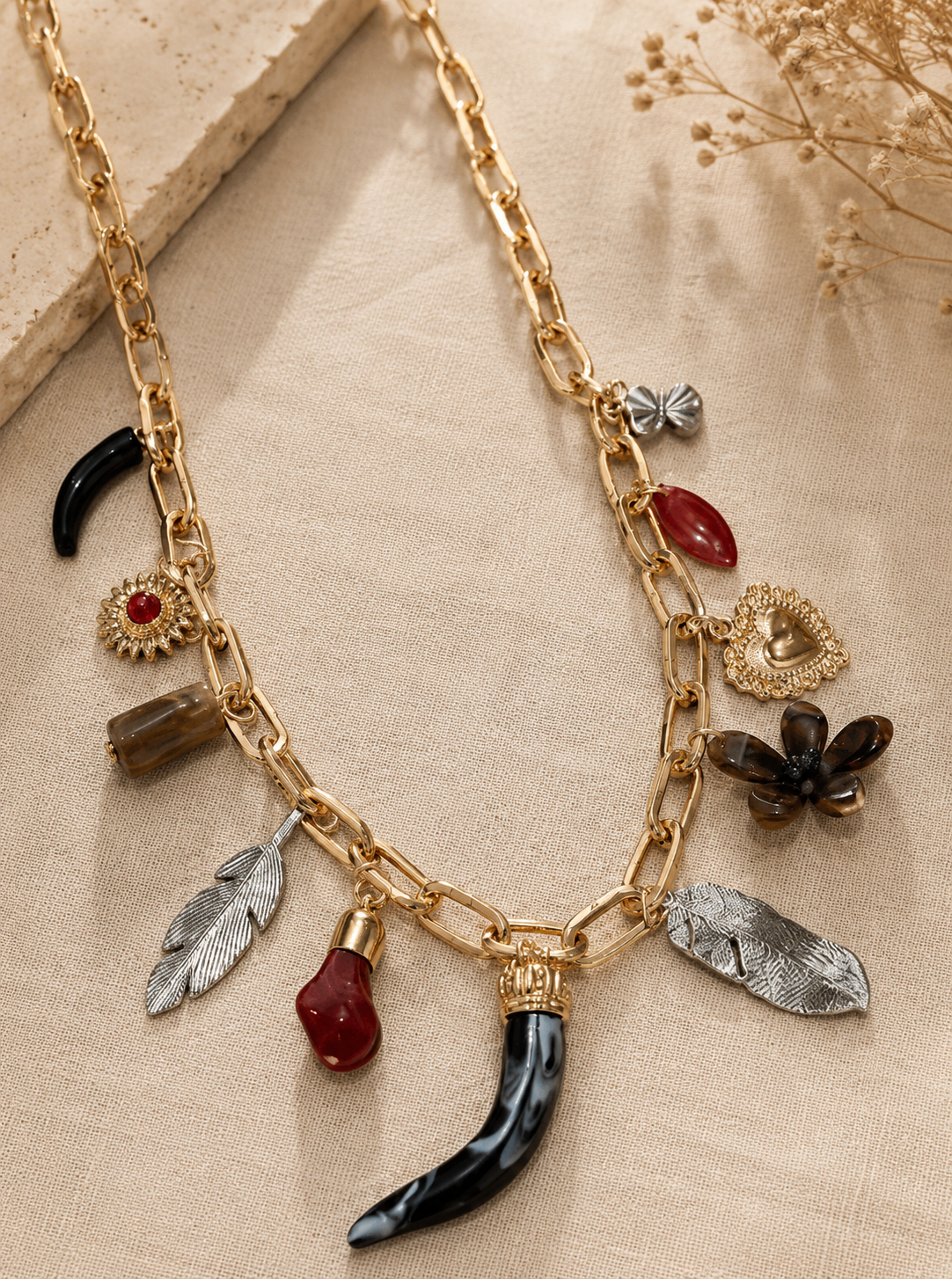 Collar Alba