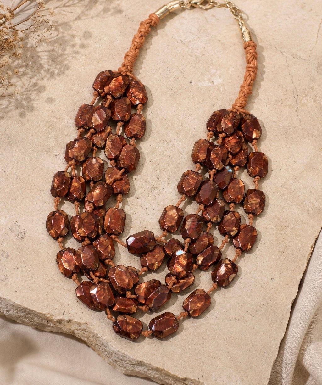Collar Camelia