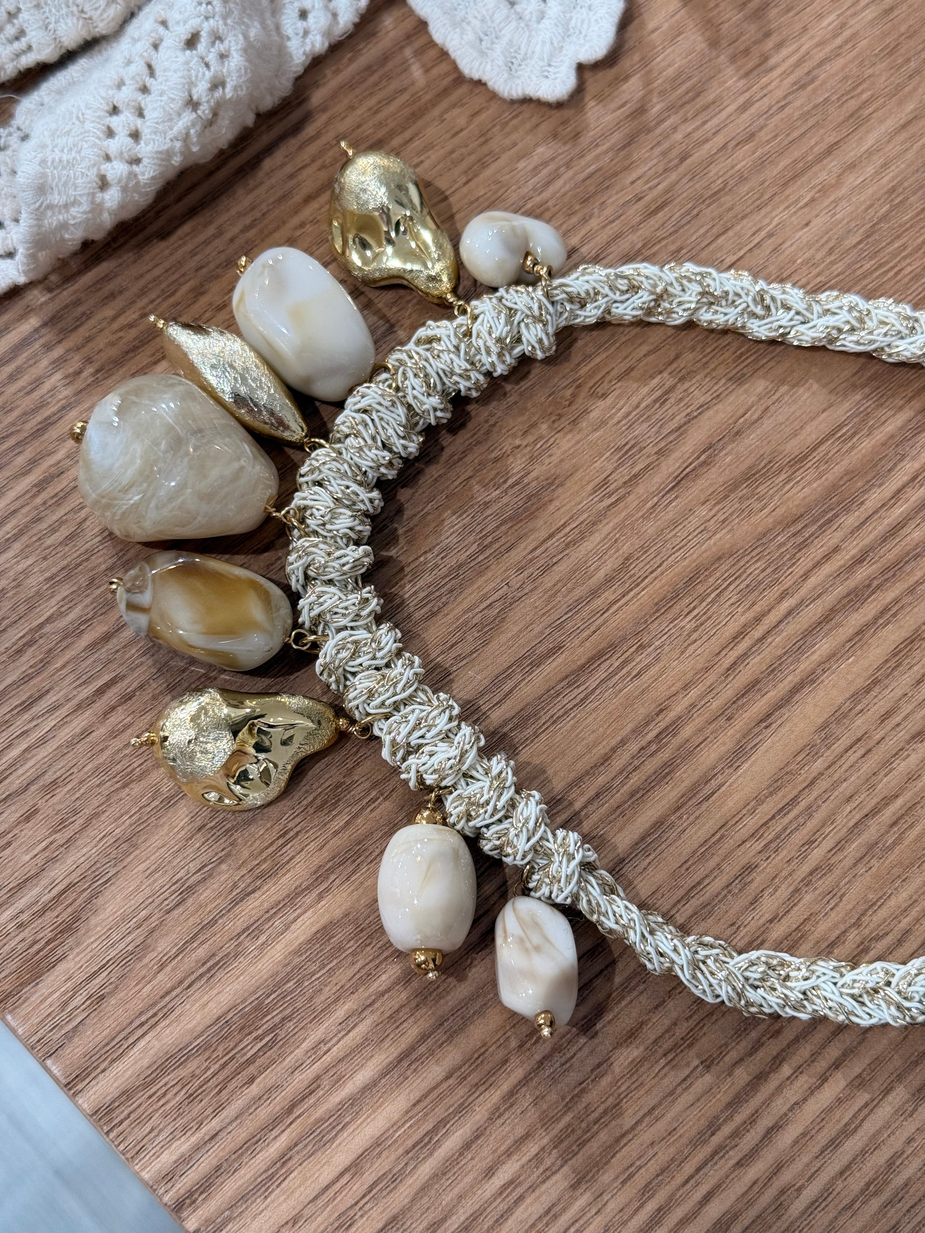 Collar summer