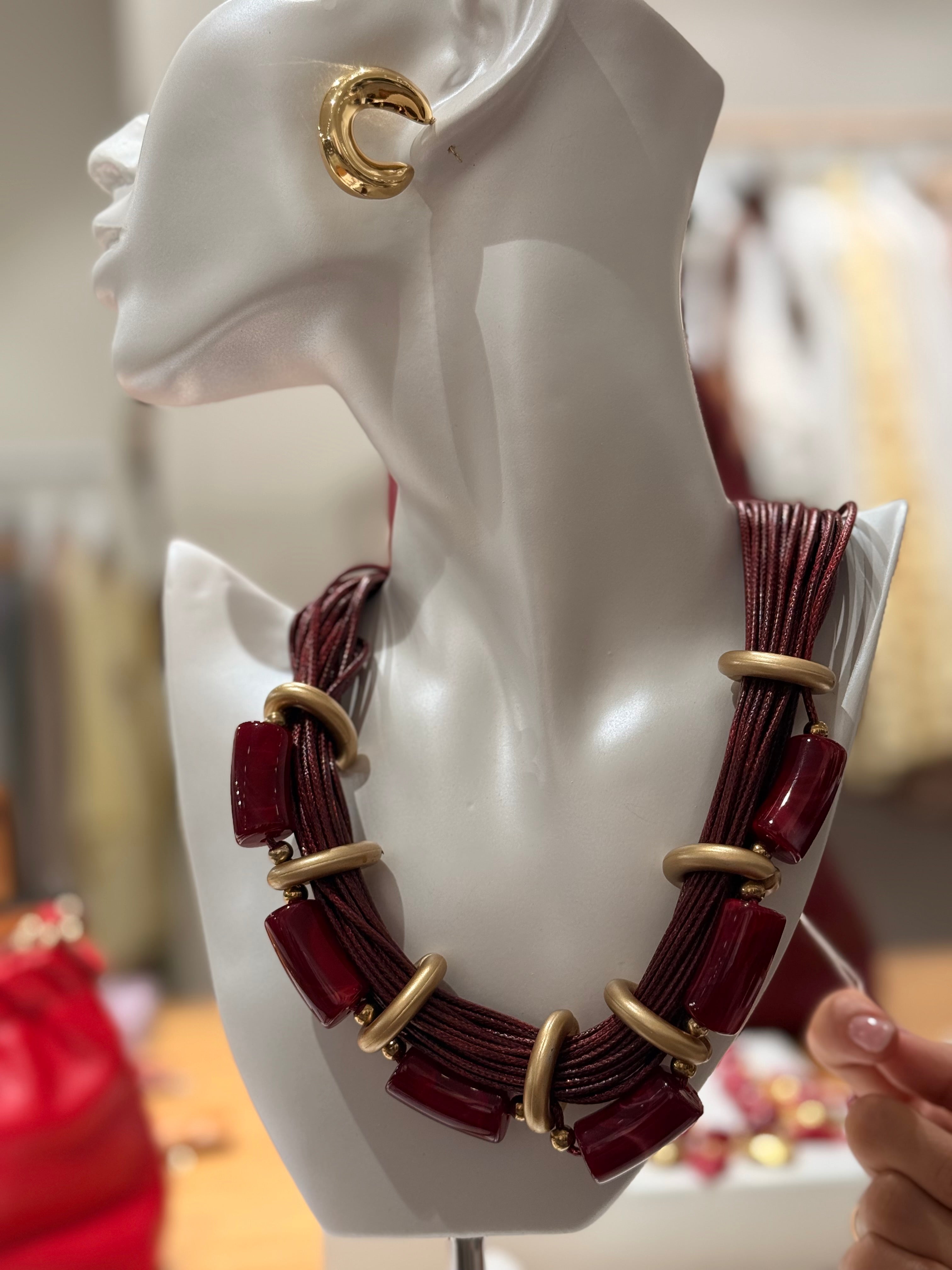 Collar Makena